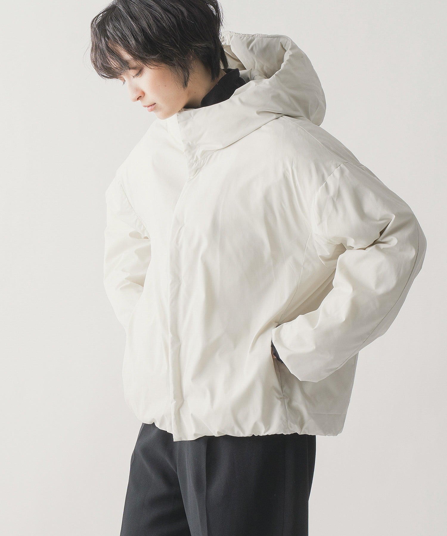 HIDDEN SNAP HOODED DOWN JACKET / FEW24WJK5232