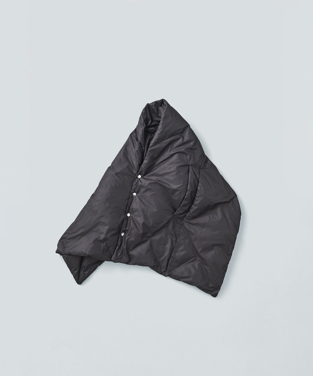 REVERSIBLE DOWN CAPE / FEW25WAC5349