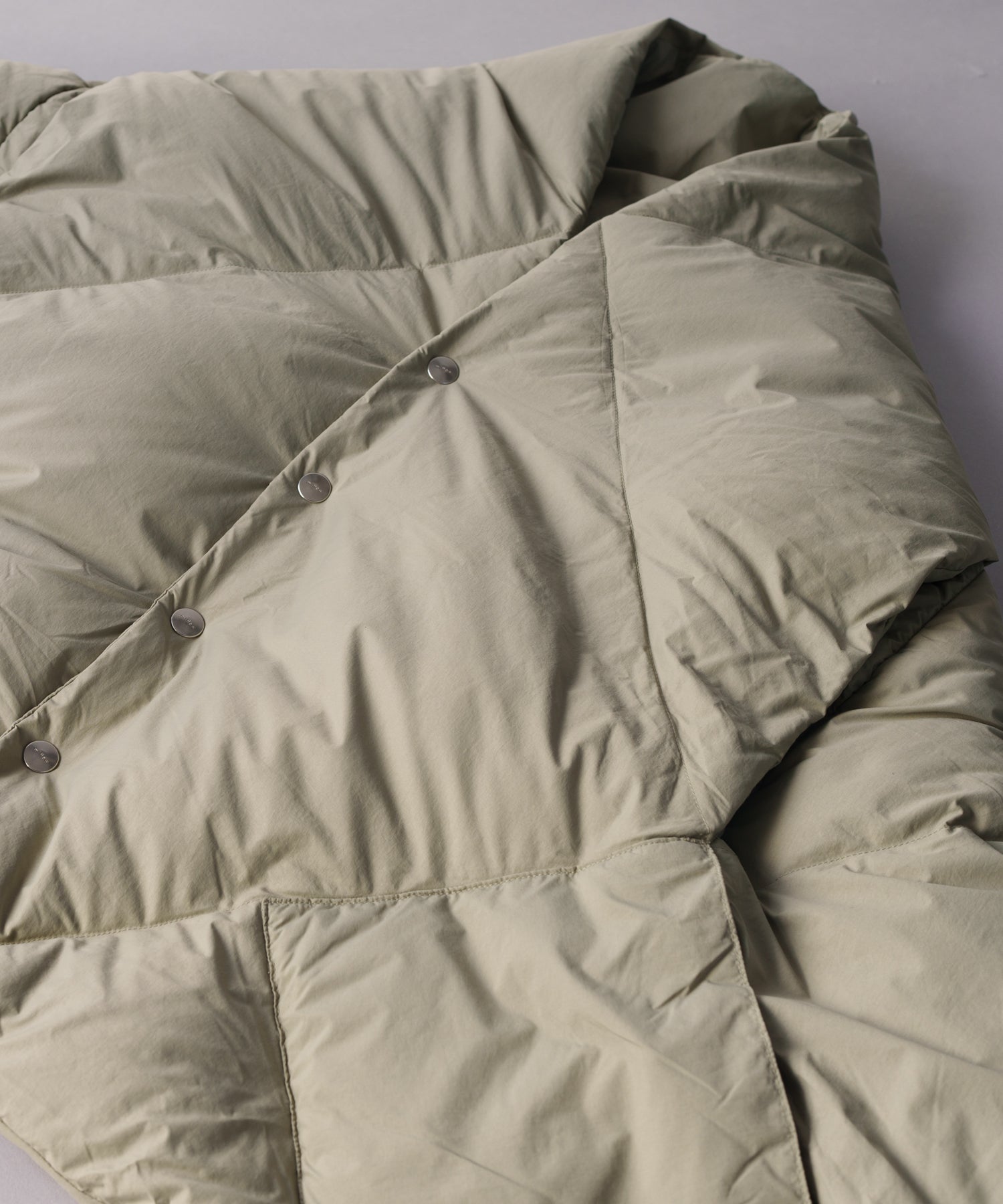 REVERSIBLE DOWN CAPE / FEW25WAC5349 – miffew