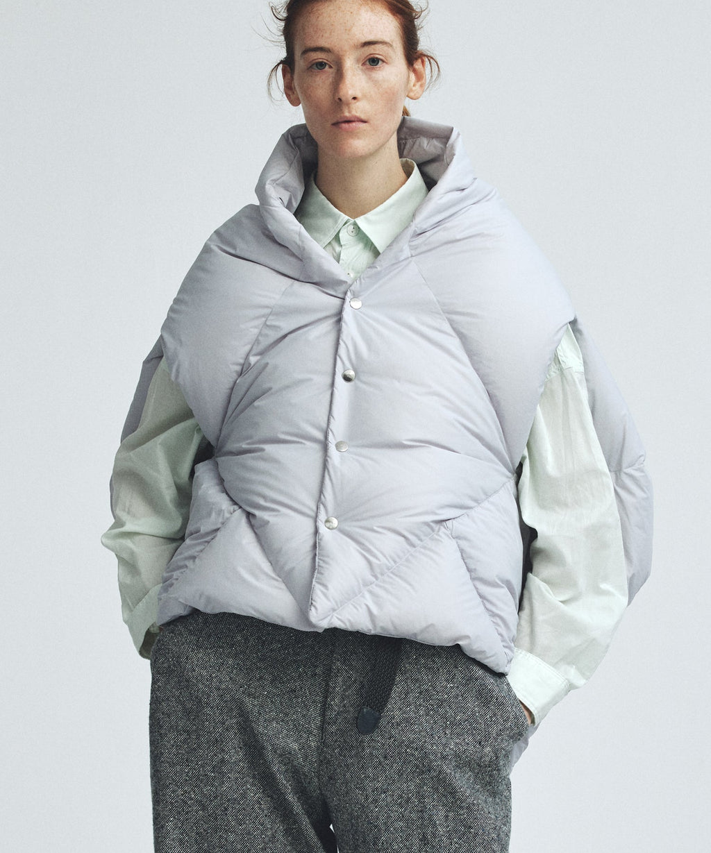REVERSIBLE DOWN CAPE / FEW25WAC5349