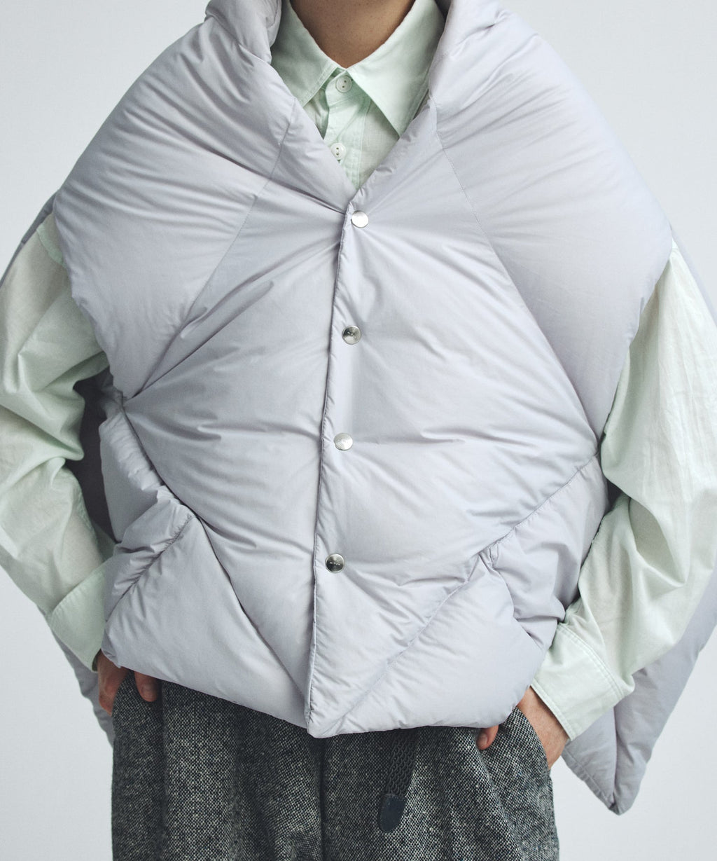 REVERSIBLE DOWN CAPE / FEW25WAC5349