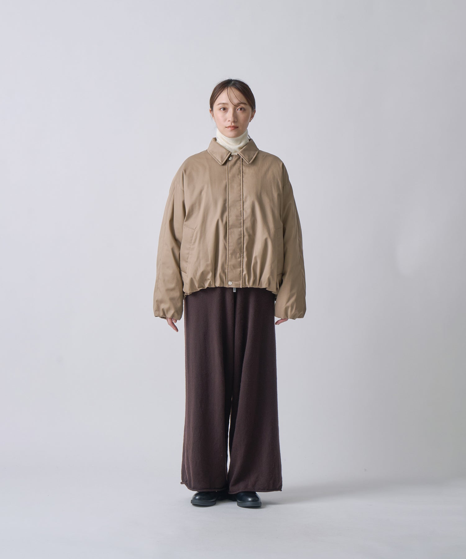 WIDE SQUARE ZIP UP DOWN JACKET / FEW25WJK5345