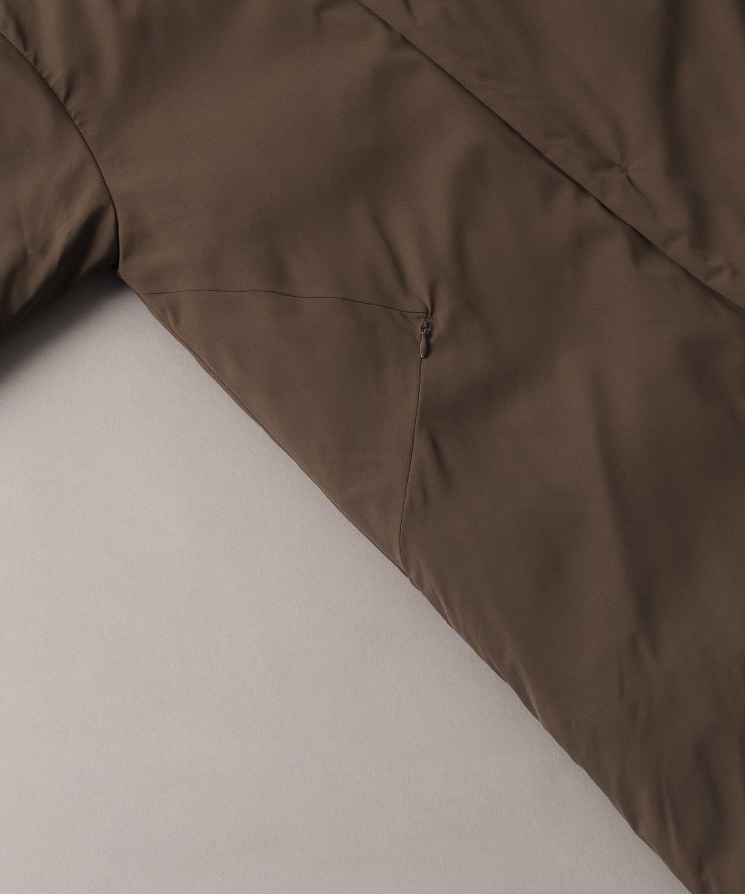 COLLARLESS DOWN COAT / FEW25WJK5347