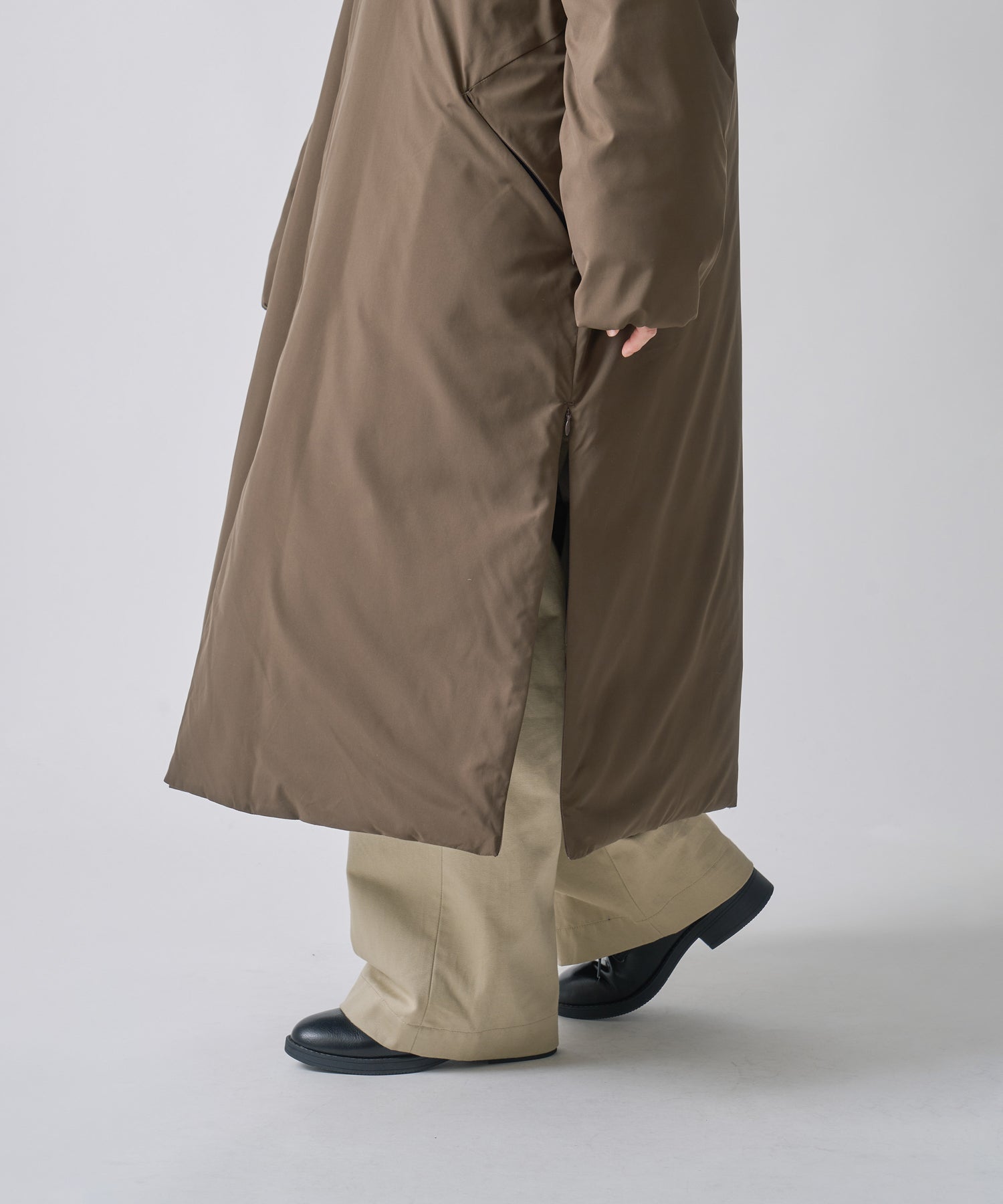 COLLARLESS DOWN COAT / FEW25WJK5347