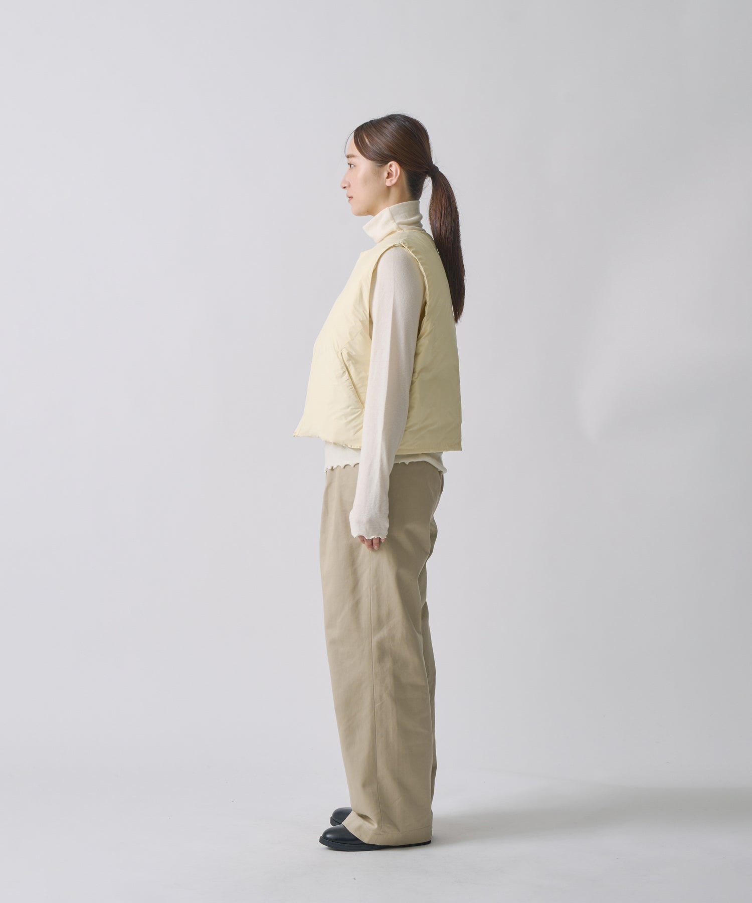 COLLARLESS DOWN VEST / FEW25WJK5351