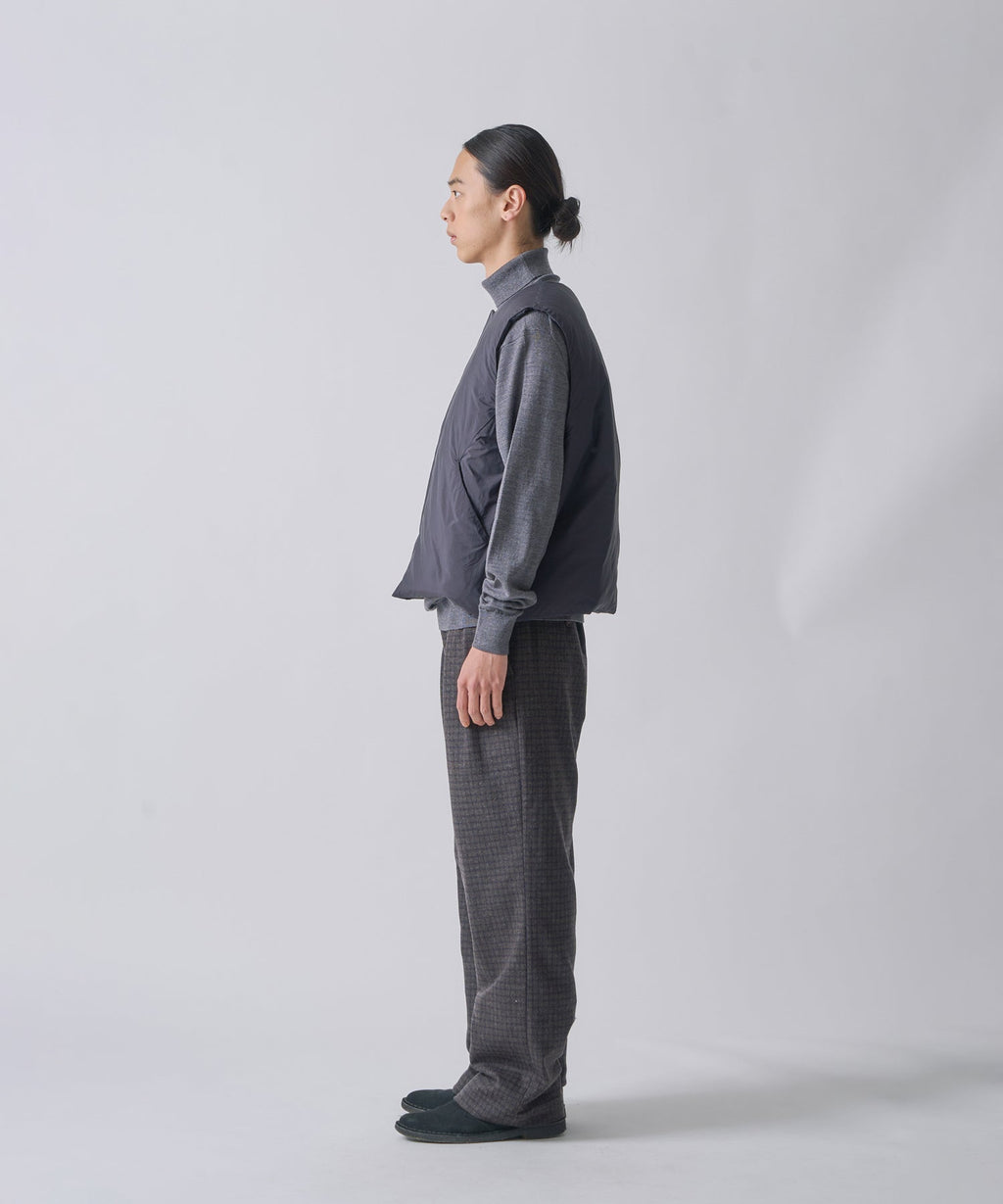 COLLARLESS DOWN VEST / FEW25WJK5351