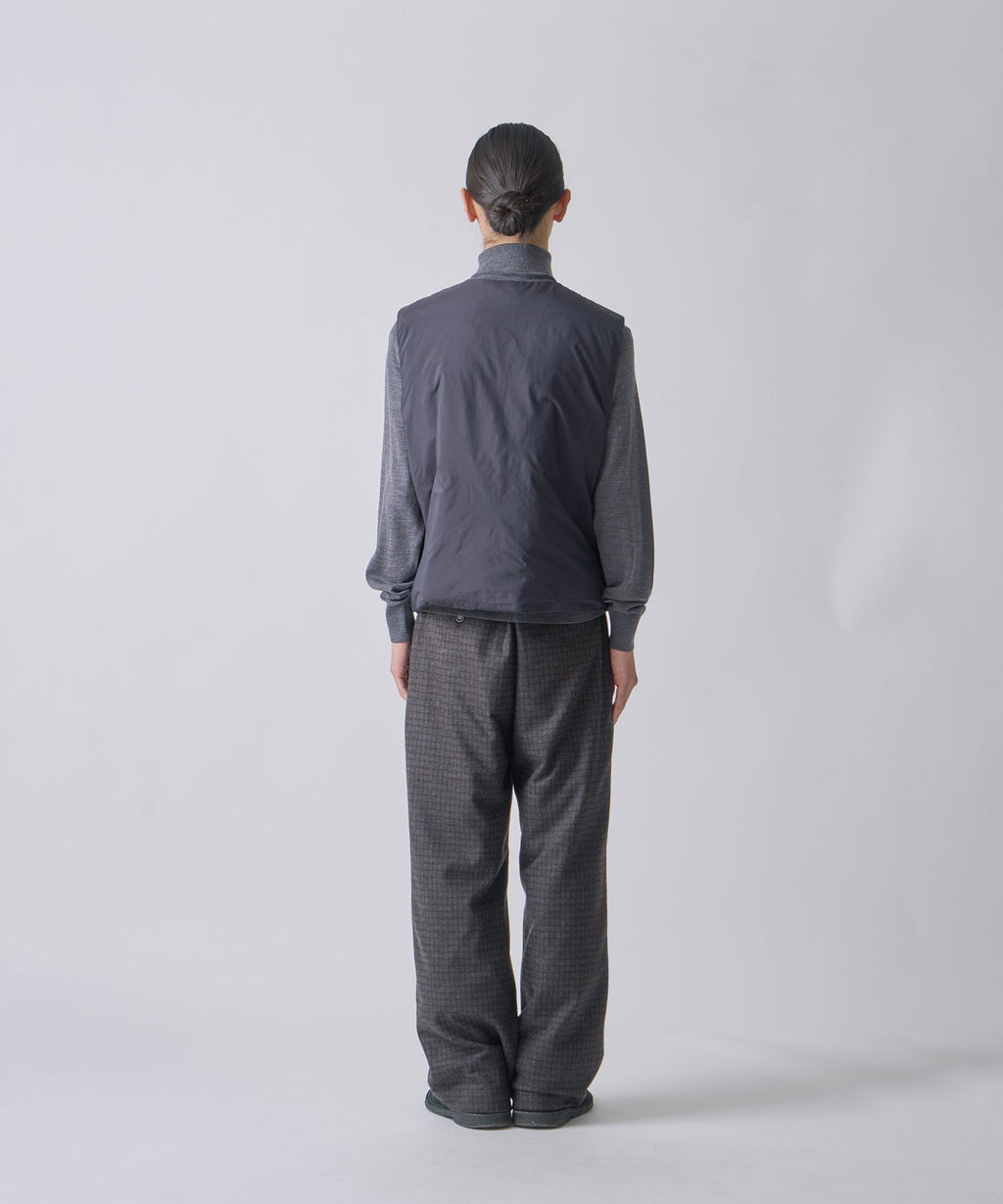 COLLARLESS DOWN VEST / FEW25WJK5351
