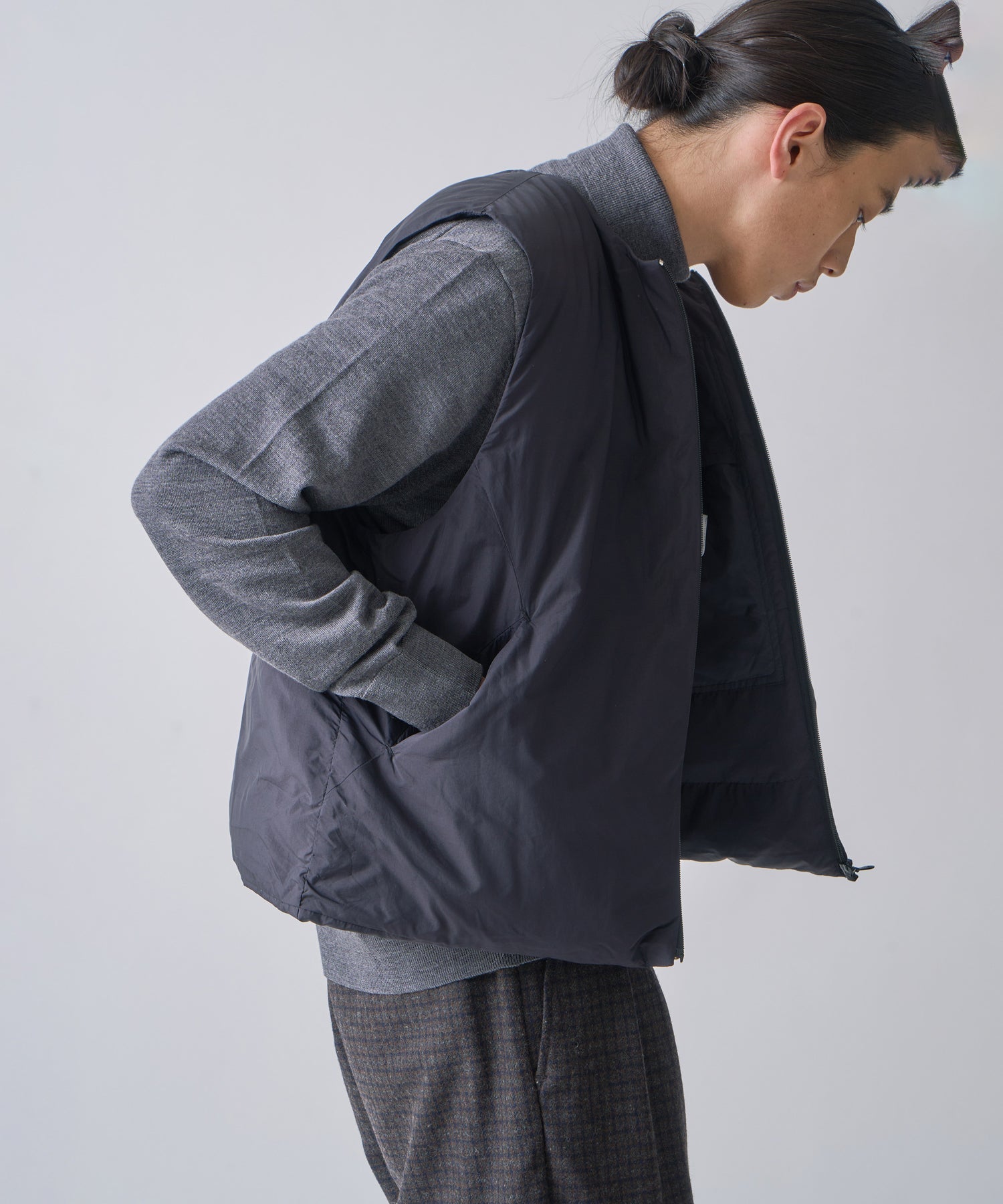 COLLARLESS DOWN VEST / FEW25WJK5351