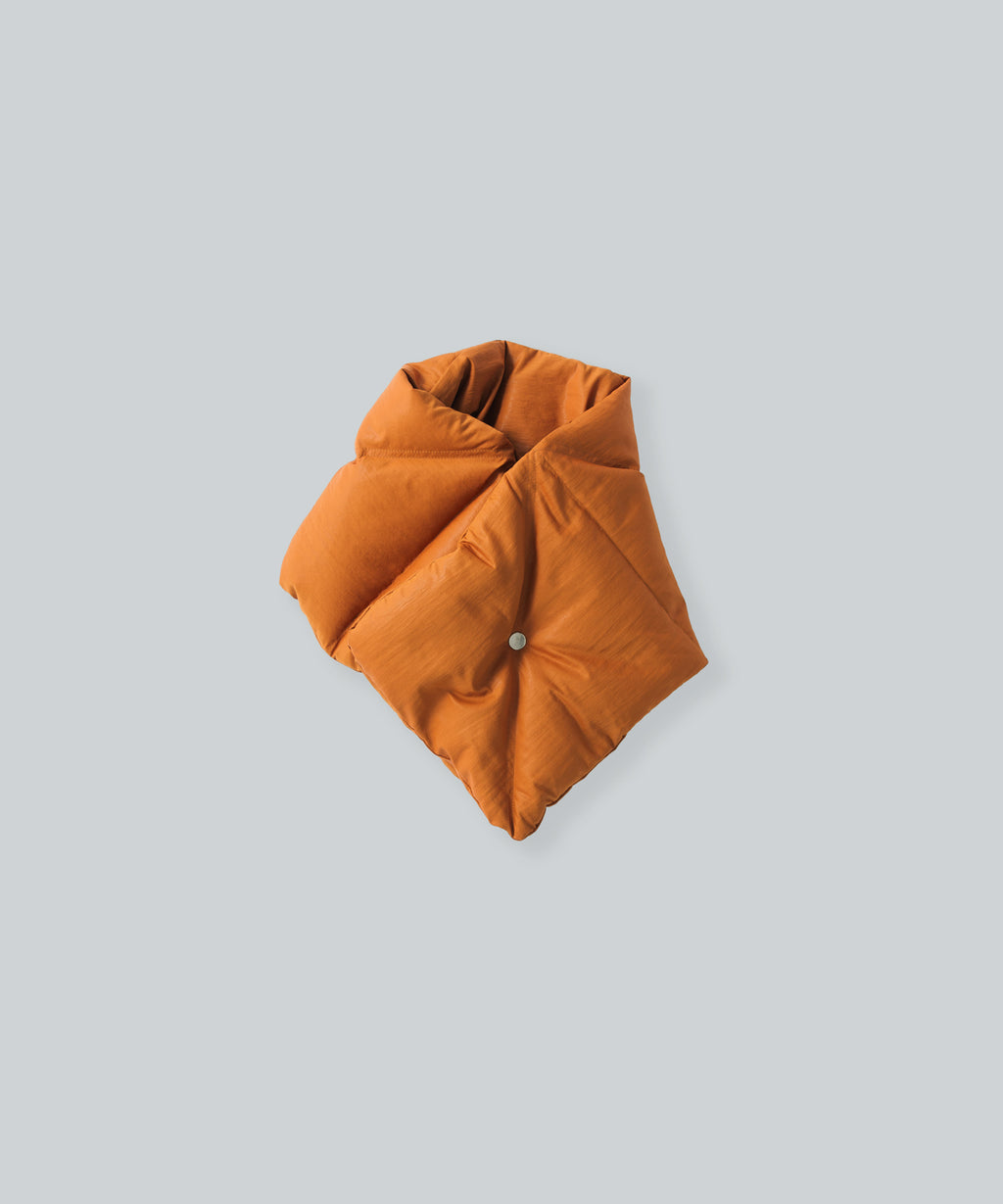 REVERSIBLE DOWN MUFFLER/FEW26WAC5354