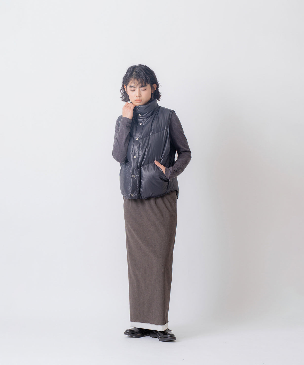 STAND COLLAR DOWN VEST/FEW26WJK5469