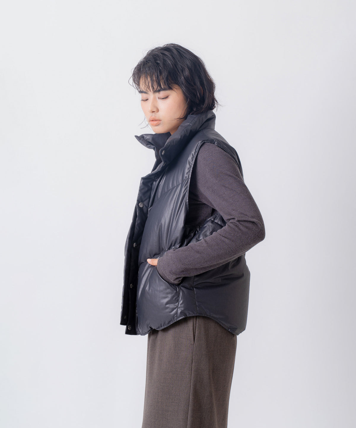 STAND COLLAR DOWN VEST/FEW26WJK5469
